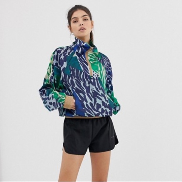 ASOS Black & White Active Shorts Size 4 - Picture 3 of 7